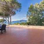 Villa Golfo Stella