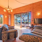 Villa Golfo Stella
