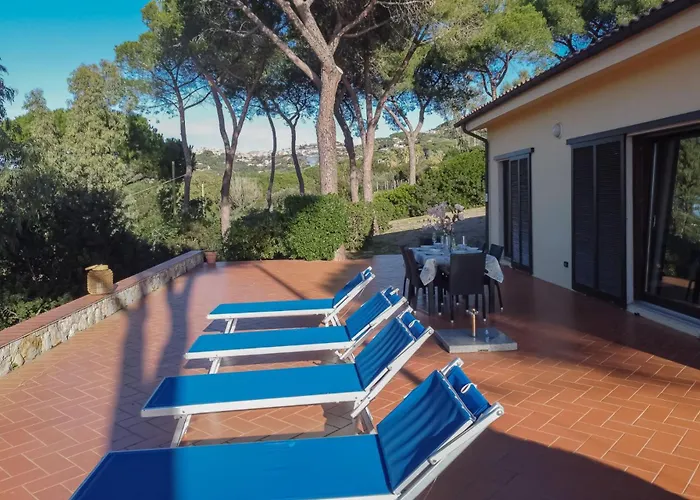 Golfo Stella Villa *